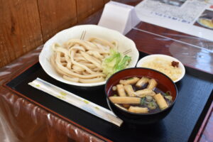 手打ち　山もとうどん